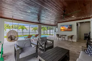 1300 Hilltop Dr, Naples, FL 34103 - Photo 25