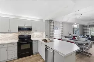 575 Augusta Blvd, Naples, FL 34113 - Photo 11