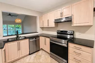 240 Timber Lake Cir, Naples, FL 34104 - Photo 3