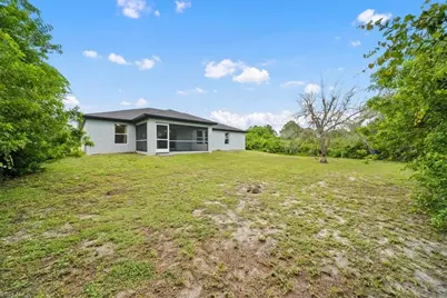 2511 20th St SW, Lehigh Acres, FL 33976 - Photo 25