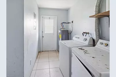 1721 46th Ter SW, Naples, FL 34116 - Photo 21