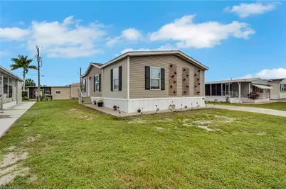 372 Santa Fe Trl, North Fort Myers, FL 33917 - Photo 25
