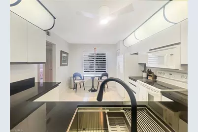 5936 Cranbrook Way #B102, Naples, FL 34112 - Photo 9