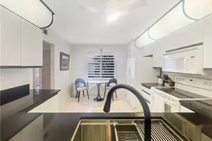 5936 Cranbrook Way, Naples, FL 34112 - Photo 9