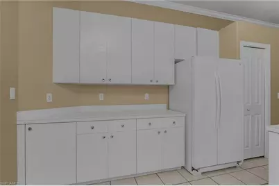 11082 Lakeland Cir, Fort Myers, FL 33913 - Photo 15