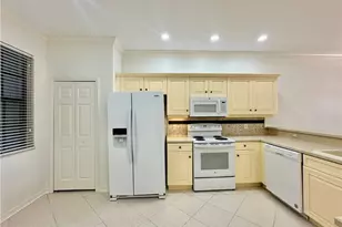 15031 Summit Pl Cir, Naples, FL 34119 - Photo 7