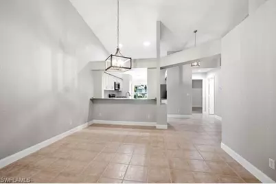 1660 Royal Cir #101, Naples, FL 34112 - Photo 9