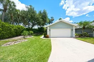 1660 Royal Cir, Naples, FL 34112 - Photo 31