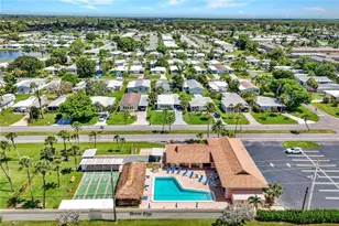 522 Menton Ln, Naples, FL 34112 - Photo 25