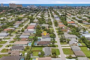 764 94th Ave N, Naples, FL 34108 - Photo 7