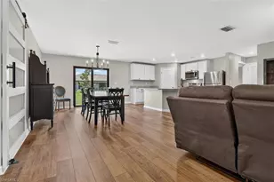 177 Blackstone Dr, Fort Myers, FL 33913 - Photo 7