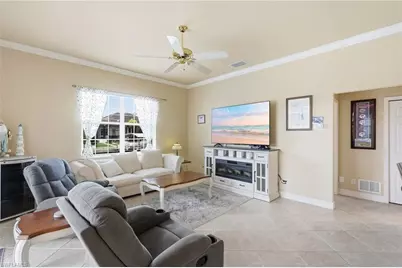 1621 Almeria Ct, Marco Island, FL 34145 - Photo 13