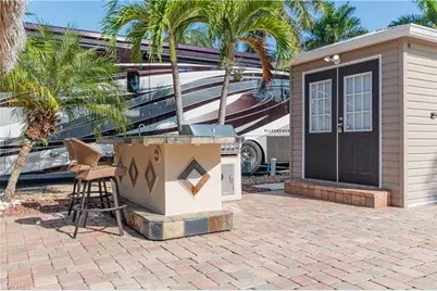 5216 Pineland Daisy Trl, Fort Myers, FL 33905 - Photo 11