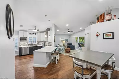 3710 Fieldstone Blvd #504, Naples, FL 34109 - Photo 5