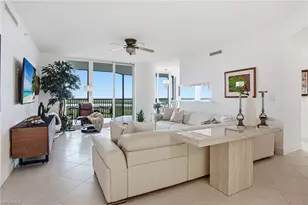 1060 Borghese Ln, Naples, FL 34114 - Photo 5