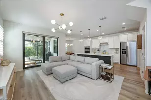 12964 Pembroke Dr, Naples, FL 34105 - Photo 3