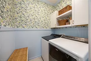 12964 Pembroke Dr, Naples, FL 34105 - Photo 11