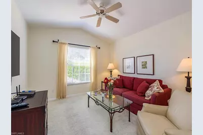 8405 Excalibur Cir #D9, Naples, FL 34108 - Photo 3