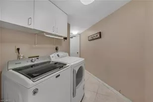 47 Bennington Dr, Naples, FL 34104 - Photo 13
