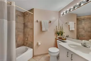 47 Bennington Dr, Naples, FL 34104 - Photo 11