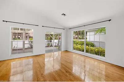 3157 Carriage Cir, Naples, FL 34105 - Photo 13