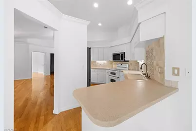3157 Carriage Cir, Naples, FL 34105 - Photo 11