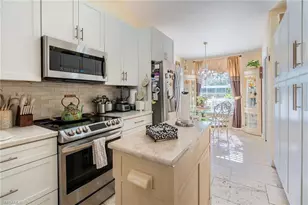 5205 Whitten Dr, Naples, FL 34104 - Photo 13
