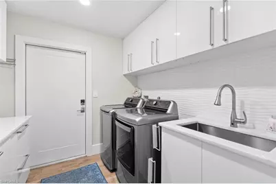 245 Monterey Dr, Naples, FL 34119 - Photo 23
