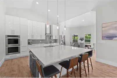 245 Monterey Dr, Naples, FL 34119 - Photo 1