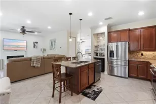 10347 Carolina Willow Dr, Fort Myers, FL 33913 - Photo 15