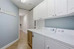 9243 Tesoro Ln, Naples, FL 34114 - Photo 17