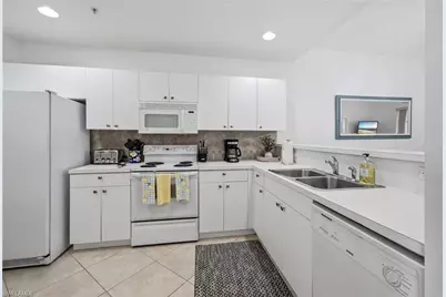 8335 Whisper Trace Way #105, Naples, FL 34114 - Photo 11