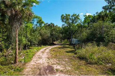 4180 36th Ave SE, Naples, FL 34117 - Photo 5