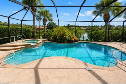 8263 Potomac Ln, Naples, FL 34104 - Photo 11