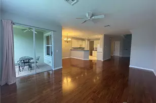 1410 Mariposa Cir, Naples, FL 34105 - Photo 3
