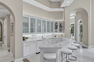 9758 Niblick Ln, Naples, FL 34108 - Photo 11