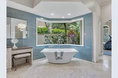 9758 Niblick Ln, Naples, FL 34108 - Photo 29
