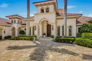 9758 Niblick Ln, Naples, FL 34108 - Photo 3
