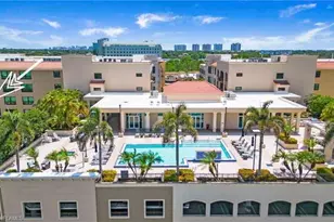 9123 Strada Pl, Naples, FL 34108 - Photo 5