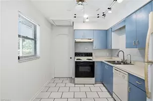 330 Wilson Blvd S, Naples, FL 34117 - Photo 35
