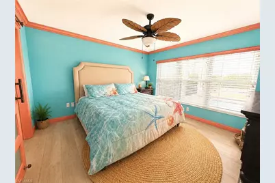 8693 Querce Ct, Naples, FL 34114 - Photo 5