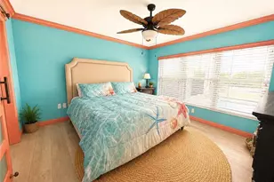 8693 Querce Ct, Naples, FL 34114 - Photo 5