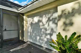 205 Georgetown Blvd, Naples, FL 34112 - Photo 5