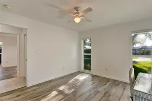 205 Georgetown Blvd, Naples, FL 34112 - Photo 23
