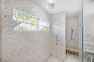 1571 Bonita Ln, Naples, FL 34102 - Photo 15
