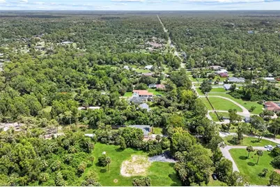 1481 19th St SW, Naples, FL 34117 - Photo 3