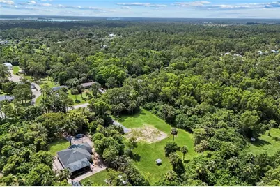 1481 19th St SW, Naples, FL 34117 - Photo 7