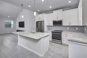 4659 Arboretum Cir, Naples, FL 34112 - Photo 5