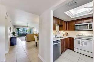 3030 Binnacle Dr, Naples, FL 34103 - Photo 7