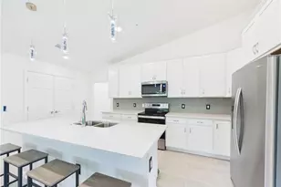 5683 Mayflower Way, Naples, FL 34142 - Photo 9